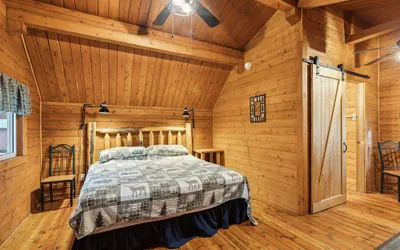 Photo 3 - Lost Horse Lodge