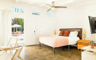 Photo 3 - 5 Rooms, Sleeps 14 Boutique Hotel, Pool+hottub The Wesley Agave by Avantstay