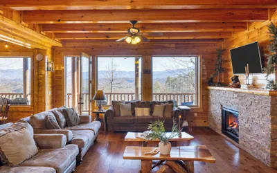 Photo 5 - 100 Guests Blackthorn: Sister Smokies Homes Luxury Mountain Retreat