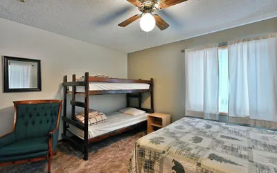 Photo 3 - H's Place