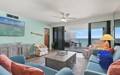 Photo 2 - Watercrest Waves! Beachfront 2br/2ba Condo, Sleeps 8, Stunning Gulf Views!