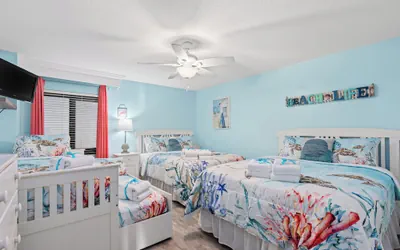 Photo 3 - Watercrest Waves! Beachfront 2br/2ba Condo, Sleeps 8, Stunning Gulf Views!