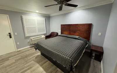 Photo 5 - Dutch Motel
