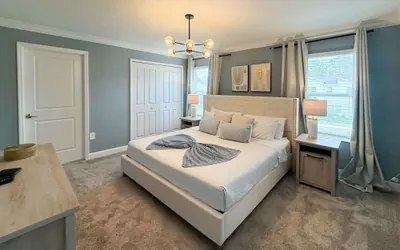 Photo 4 - Contemporary Townhouse w Pool BBQ Sleeps 12