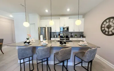 Photo 3 - Contemporary Townhouse w Pool BBQ Sleeps 12