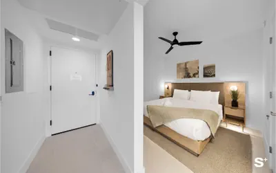 Photo 3 - Chic Downtown Retreat 1BR Apartment