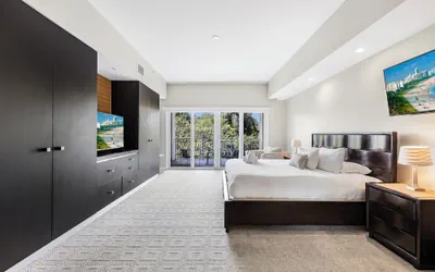 Photo 4 - Two-Level Town House-Doral location-We Host