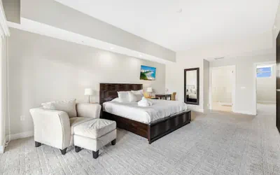 Photo 2 - Two-Level Town House-Doral location-We Host