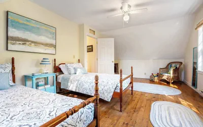 Photo 3 - Nanas Hideaway 2 BDR Charmer!