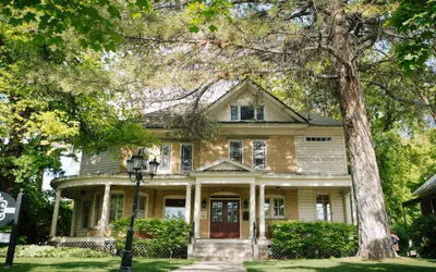 Photo 2 - The Riter Mansion