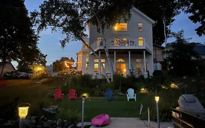 Photo 2 - Pressey House Lakeside Bed & Breakfast