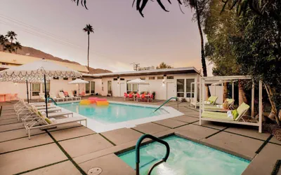 Photo 4 - 3 Private 1 Bedroom Units at The Wesley! Sleeps 12!
