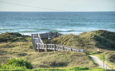 Photo 4 - 2 Units Beach Boardwalk, Pool, Pickleball + Tennis Island Retreat Complex