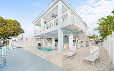 Photo 3 - Azul Paradise - Waterfront - Heated Pool - Dock