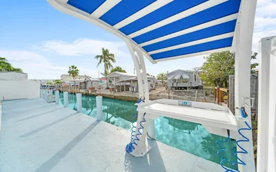 Photo 5 - Azul Paradise - Waterfront - Heated Pool - Dock