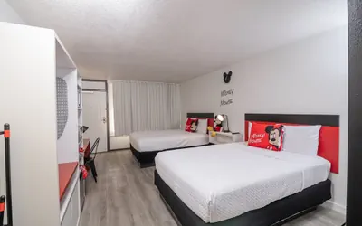 Photo 3 - Mickey Dormitory Room 10 min From Disney