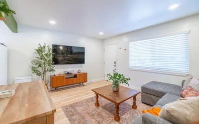 Photo 2 - Luxe Loft - UNR Pet Friendly