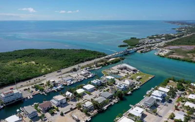 Photo 2 - The Salty B in Islamorada
