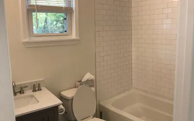 Photo 5 - Lakewood Lyon Park Renovated Cottage Near Duke 23A