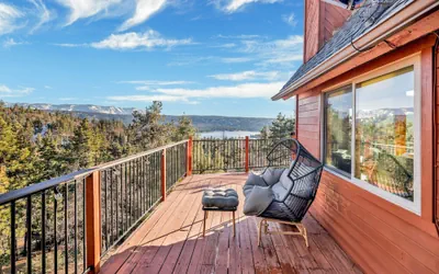 Photo 2 - High-top Lakeview Chateau #2520