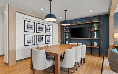 Photo 4 - Everhome Suites Brownsville