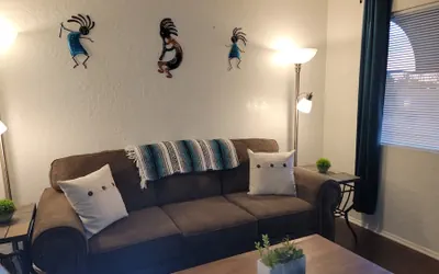Photo 5 - Pine Grove - Cozy Tempe 1br Apartment