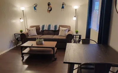 Photo 2 - Pine Grove - Cozy Tempe 1br Apartment