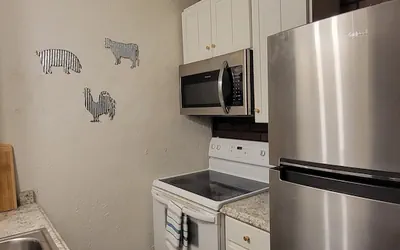 Photo 4 - Pine Grove - Cozy Tempe 1br Apartment