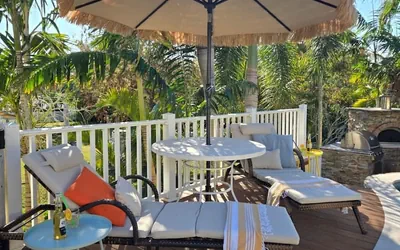 Photo 3 - 3 br Private Suite in our Waterfront Paradise
