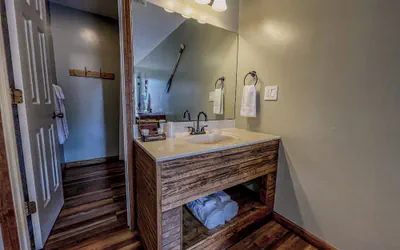 Photo 4 - Timber Pointe Resort