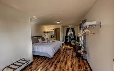 Photo 5 - Timber Pointe Resort
