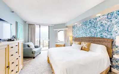 Photo 4 - Surfside Resort #404