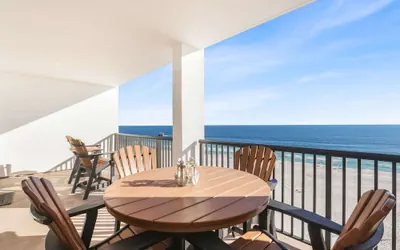 Photo 4 - Palms 915- Premier Beachfront Condo