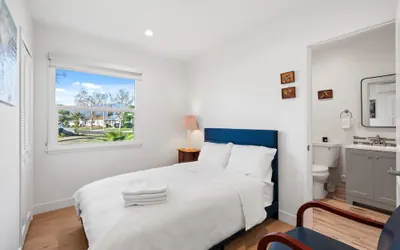Photo 3 - Cozy Stylish Home Spacious Fully Equipped Stay