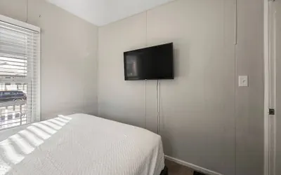 Photo 4 - The Cozy Bellows Retreat for 4