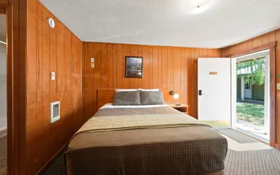 Photo 5 - Birch Glen Hotel
