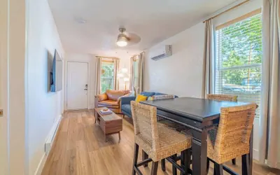 Photo 5 - Charming Family 2BR Midtown Reno - Pets Welcome