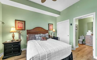 Photo 4 - Grandview East 1604