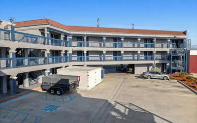 Downey Inn