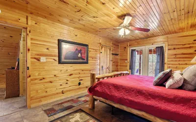 Photo 4 - Hickory Hollow Hideaway