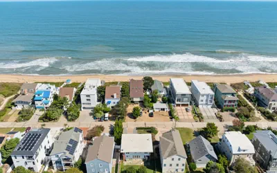 Photo 5 - Beach Break Getaway in Virginia Beach