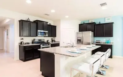 Photo 4 - Solterra Resort!! Spacious House With Game Room, Private Pool and Movie Room!!