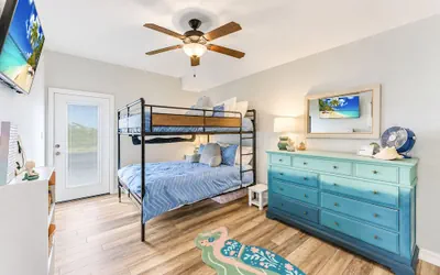 Photo 4 - Sunrise Paradise - Pet Friendly! Community Pool!