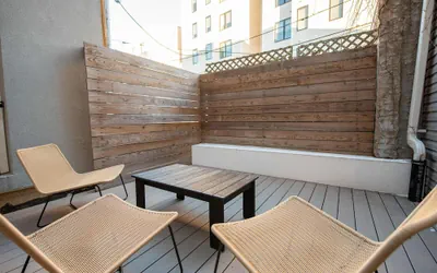 Photo 4 - Sosuite 1BR Apt w Patio W D Sofabed