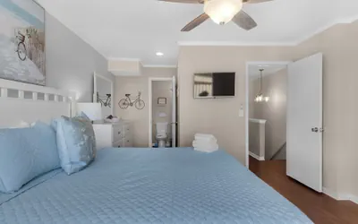 Photo 3 - Beachwalk 18e: Cozy Townhouse Close to Beach!