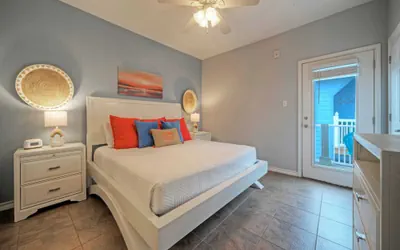 Photo 2 - Sleeps 16 w/ Pool + Minutes to Beach Costa Bahia - 2 Condos