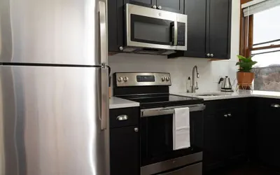 Photo 4 - Luxury Multi-unit Historic Building Near Downtown