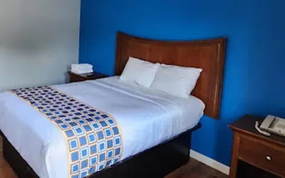 Photo 3 - Buckroe Motel