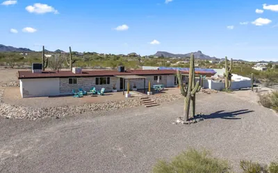Photo 3 - Panoramic Mountain Views Heated Pool 2 Kitchens