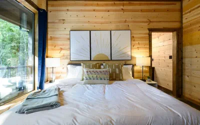 Photo 3 - Luxurious Bright Modern Broken Bow Dream Retreat